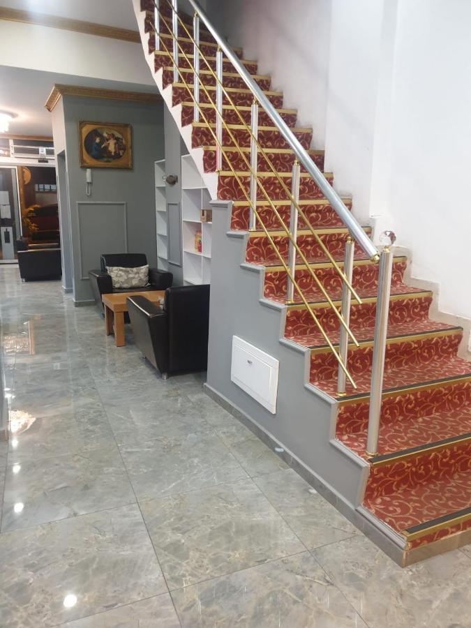 Stad Pansiyon Aile Istambul Extérieur photo